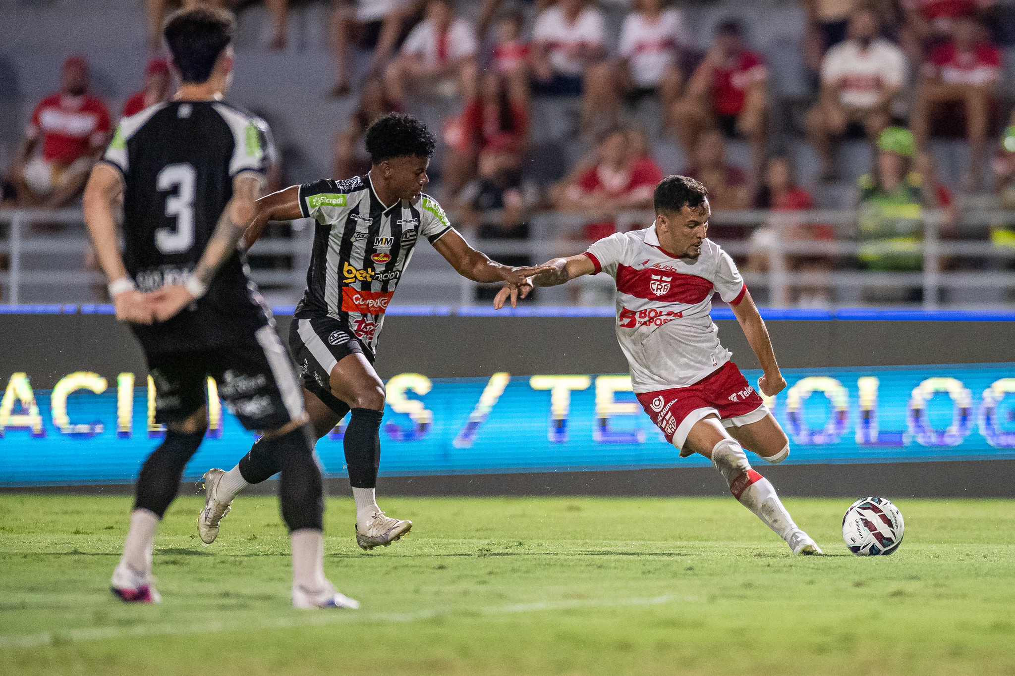 athletic-x-crb:-veja-provaveis-escalacoes-e-onde-assistir-ao-duelo-pela-serie-b