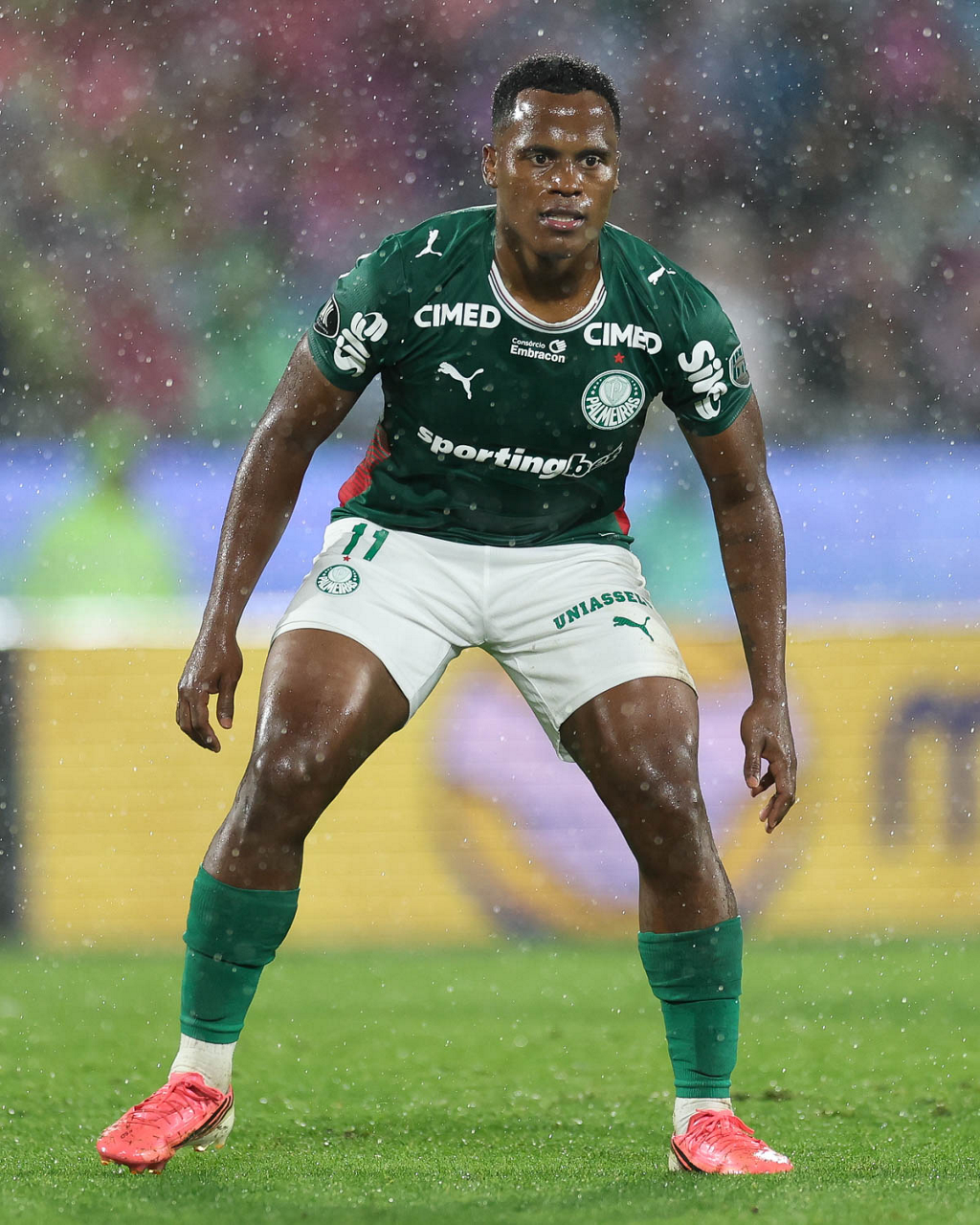 jhon-arias-minimiza-criticas-apos-vaga-na-libertadores-e-diz-que-palmeiras-“vai-brigar-por-tudo”
