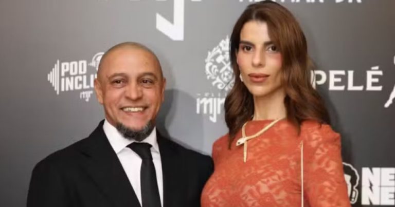 roberto-carlos-desmente-boatos-de-conversao-ao-islamismo-e-explica-respeito-a-fe-da-esposa