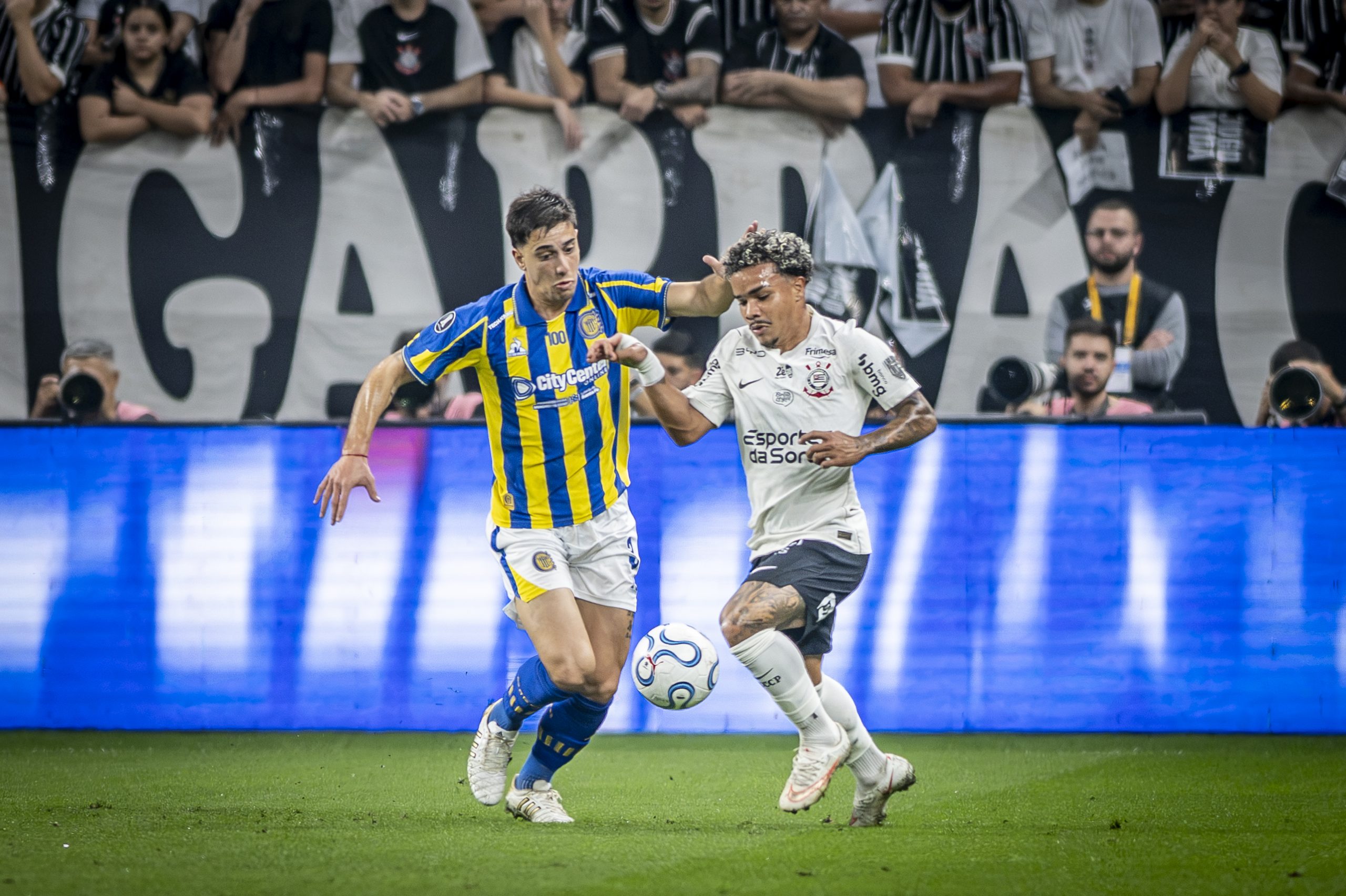 veja-fotos-do-jogo-de-volta-entre-corinthians-e-rosario-central-pelas-oitavas-da-libertadores