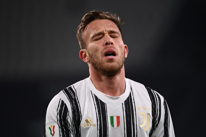 arthur-melo-deixa-a-juventus-apos-rescisao-de-contrato-em-comum-acordo