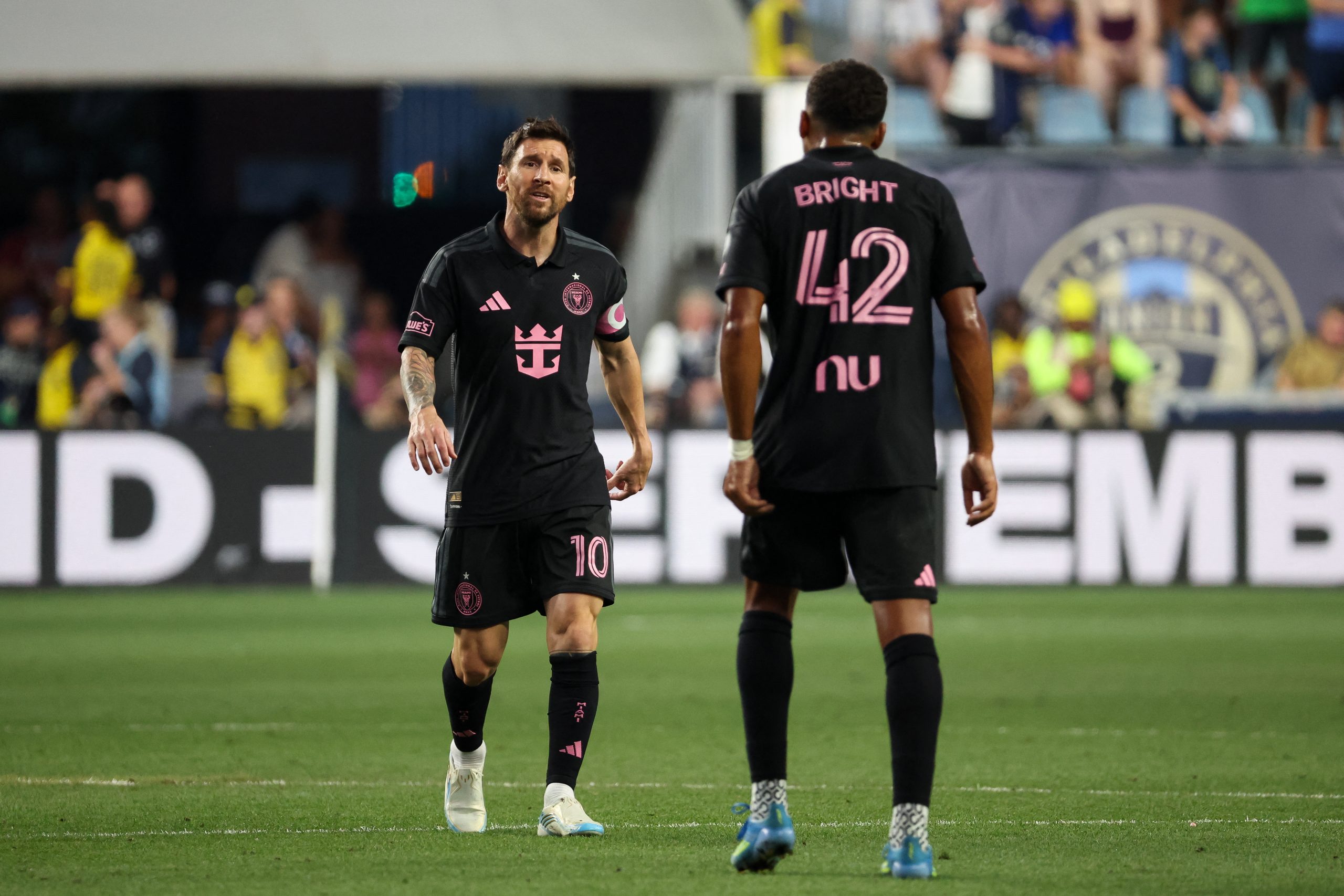 messi-e-multado-pela-mls-por-acertar-tapa-em-adversario
