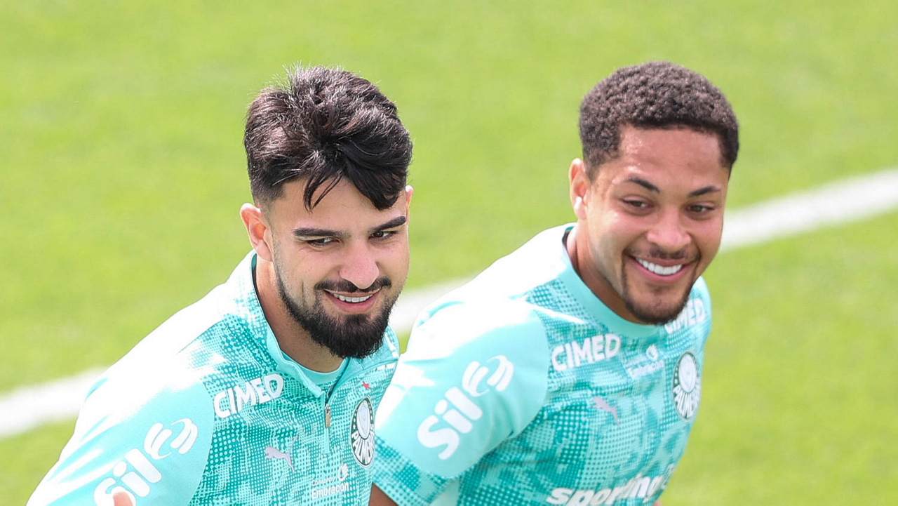 flaco-lopez-destaca-classificacao-na-libertadores-e-projeta-reacao-do-palmeiras-no-brasileirao 