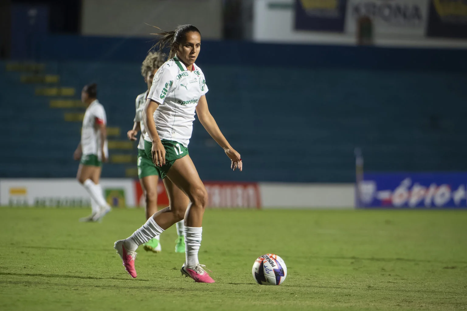 cruzeiro-x-palmeiras:-provaveis-escalacoes-e-onde-assistir-ao-jogo-pelo-brasileirao-feminino