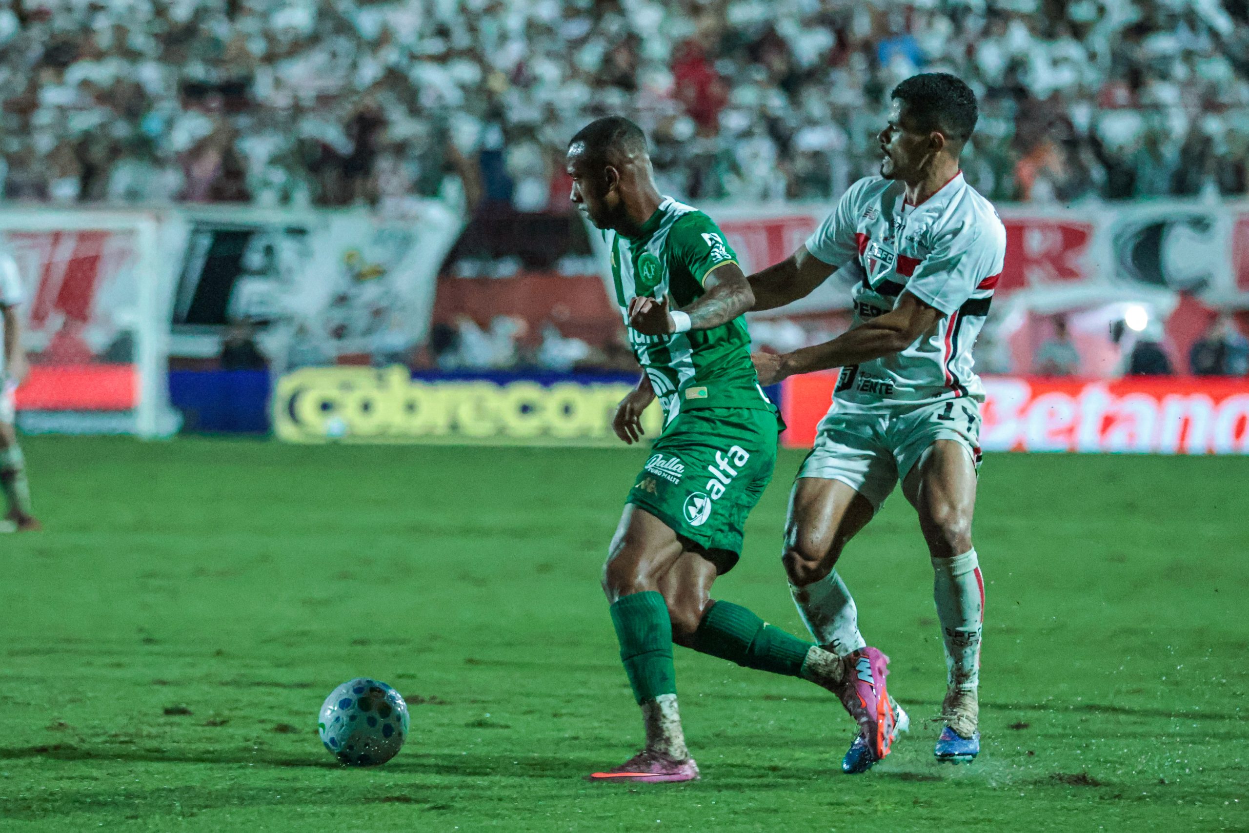 chapecoense-x-sao-paulo:-saiba-onde-assistir-ao-jogo-pelo-brasileirao