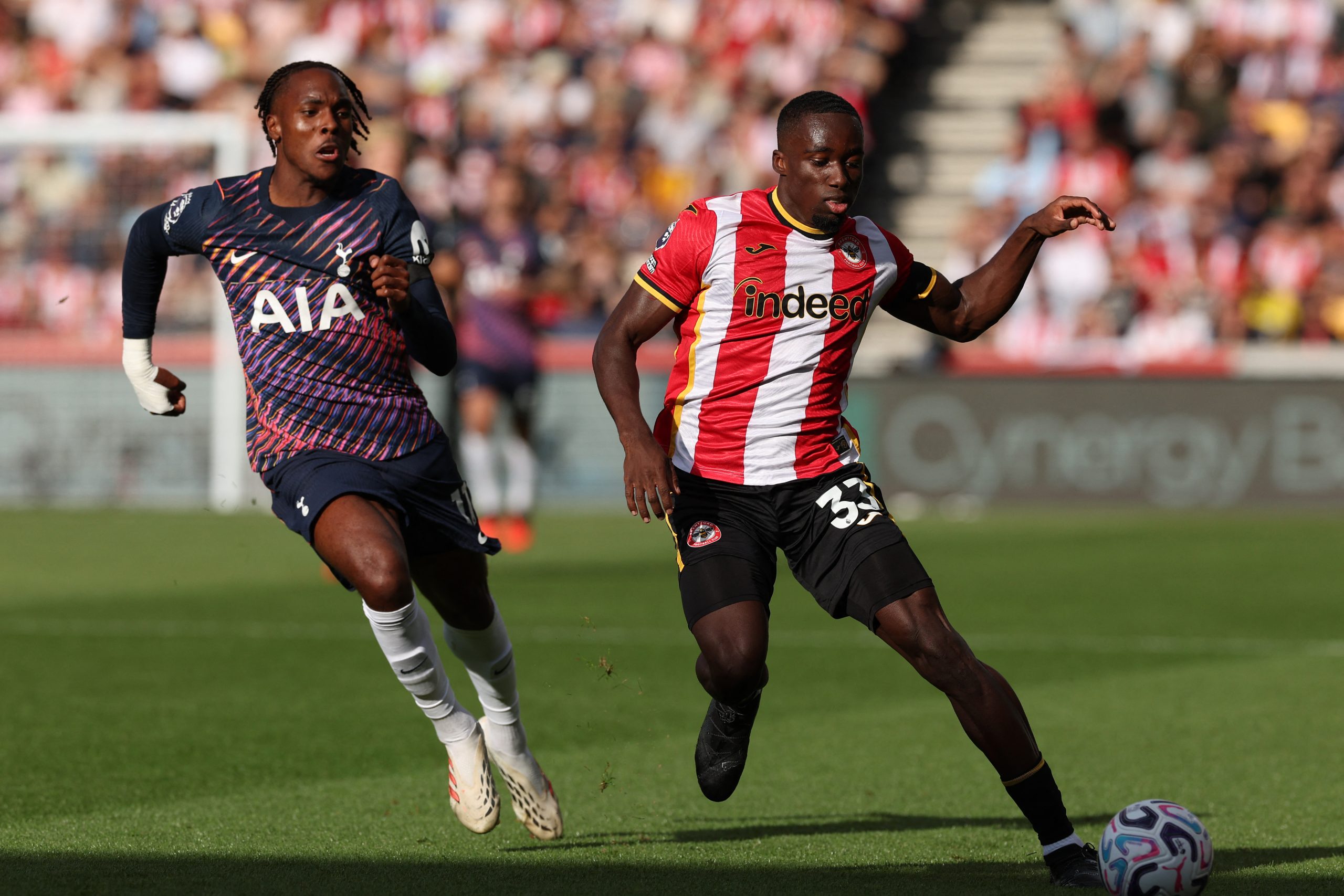 veja-fotos-de-brentford-x-tottenham-pelo-campeonato-ingles-2026/27