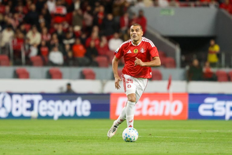 mercado-pede-desculpas-apos-empate-do-inter-e-lamenta:-“pontos-que-vamos-precisar”
