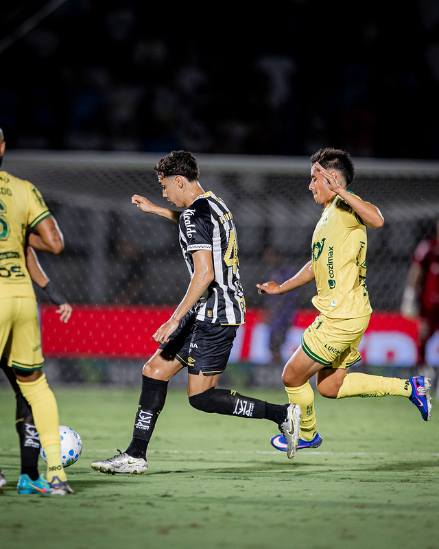 santos-x-mirassol-pelo-campeonato-brasileiro:-veja-provaveis-escalacoes-e-onde-assistir