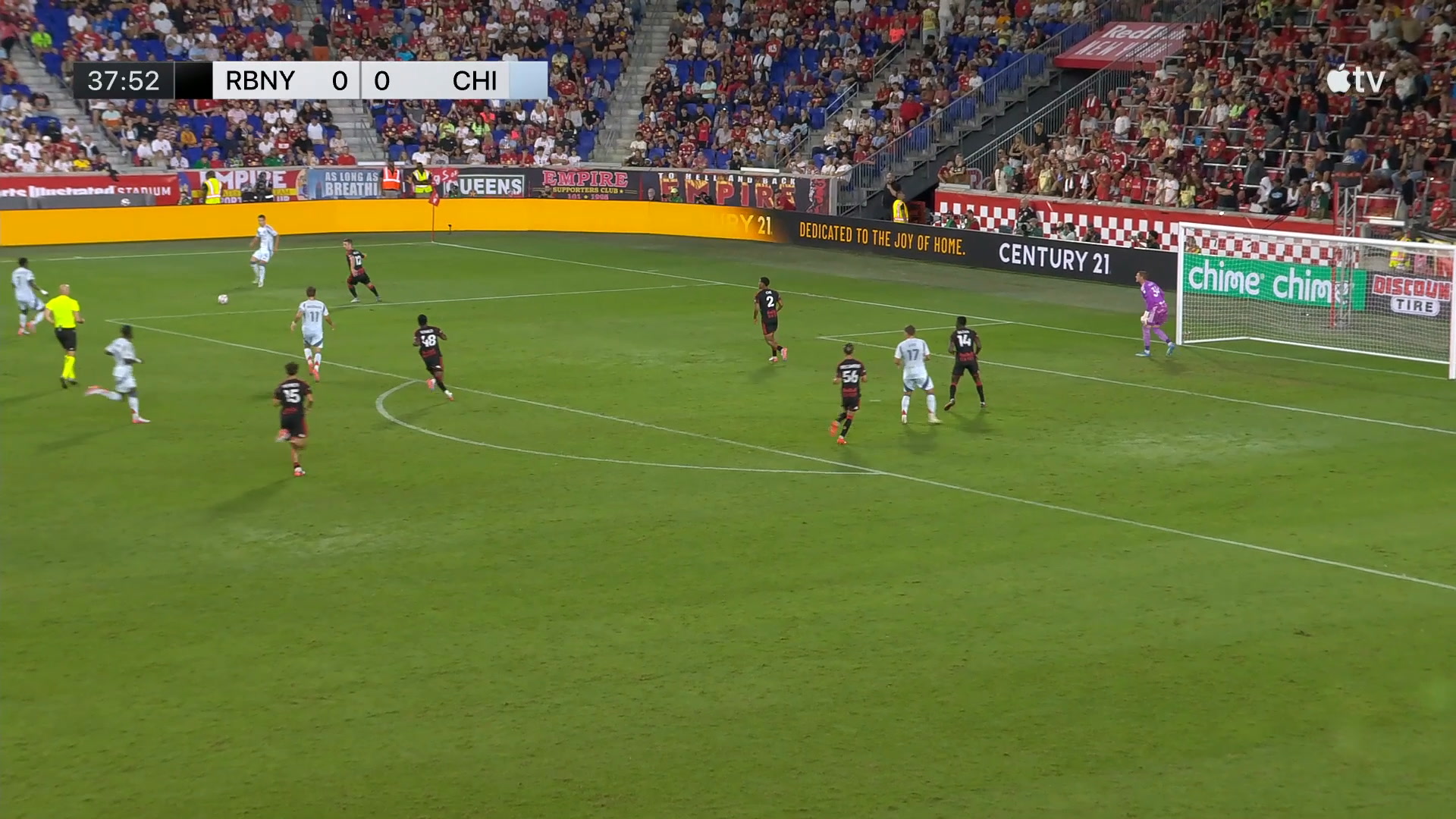 astro-suico-marca-um-golaco-de-cobertura-para-o-chicago-fire-fc;-veja-gol