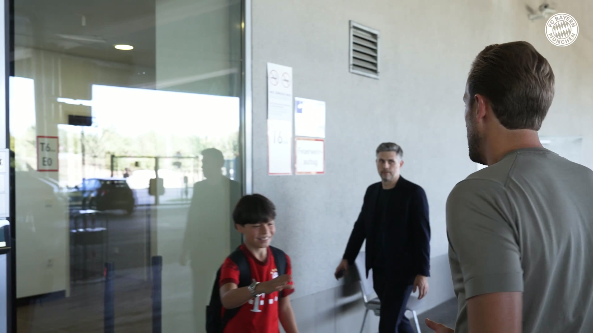 bastidores:-harry-kane-na-cerimonia-da-chuteira-de-ouro