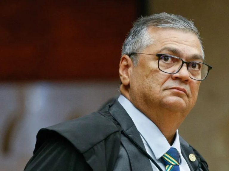 dino-autoriza-pf-a-acessar-dados-de-investigacao-contra-produtora-do-filme-“dark-horse”