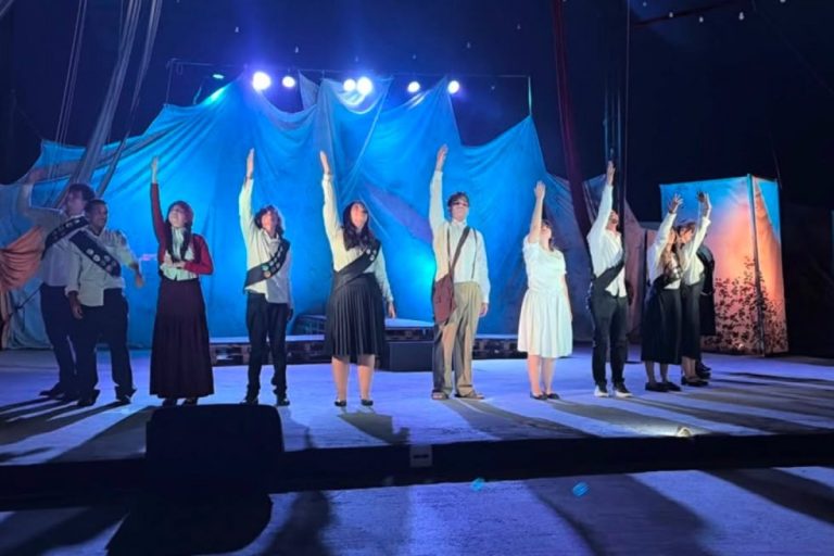 musical-“tao-lindo-quanto-eu-me-lembro”-estreia-no-circo-picolino!