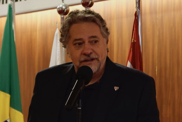 comissao-de-etica-do-sao-paulo-sugere-expulsao-de-casares-por-unanimidade