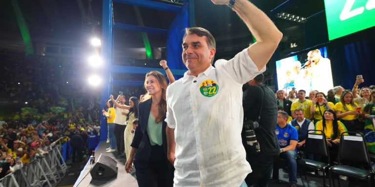 plano-de-governo-de-flavio-bolsonaro-prioriza-combate-ao-crime