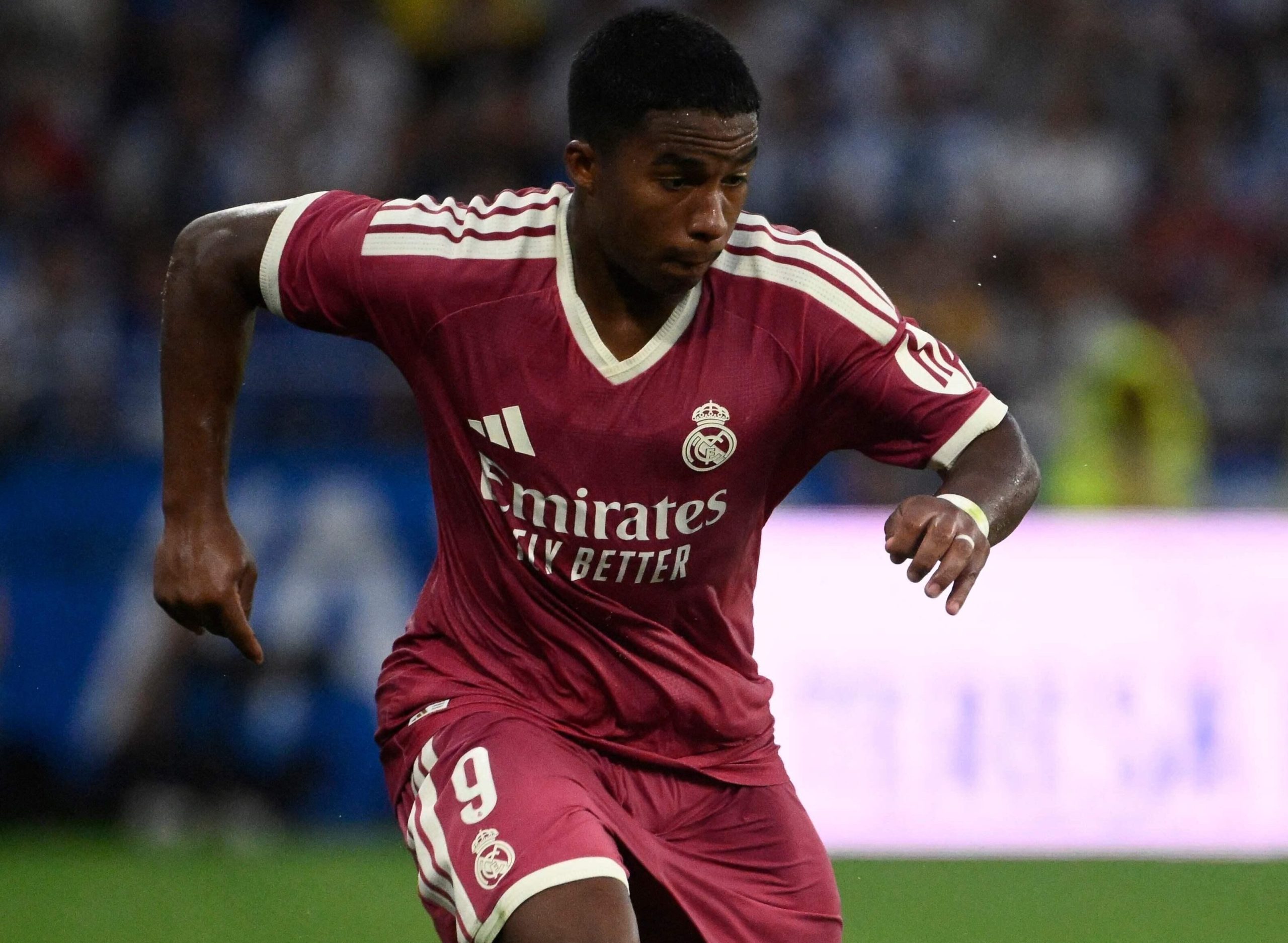 endrick-nao-e-relacionado-para-jogo-do-real,-mas-mourinho-descarta-saida