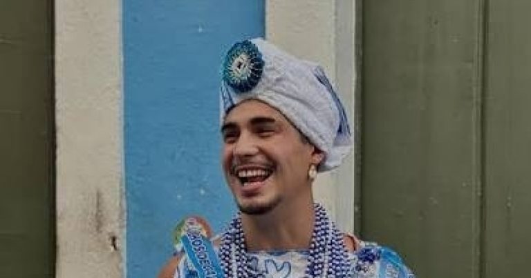 blog-do-marrom:-affair-de-anitta-e-torcedor-do-bahia-e-nasceu-no-cabula