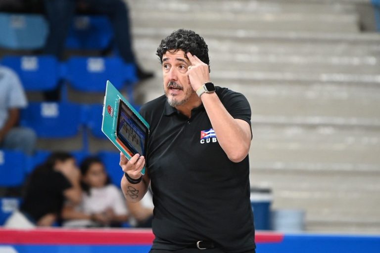 luizomar-celebra-classificacao-de-cuba-para-mundial-e-pre-olimpico