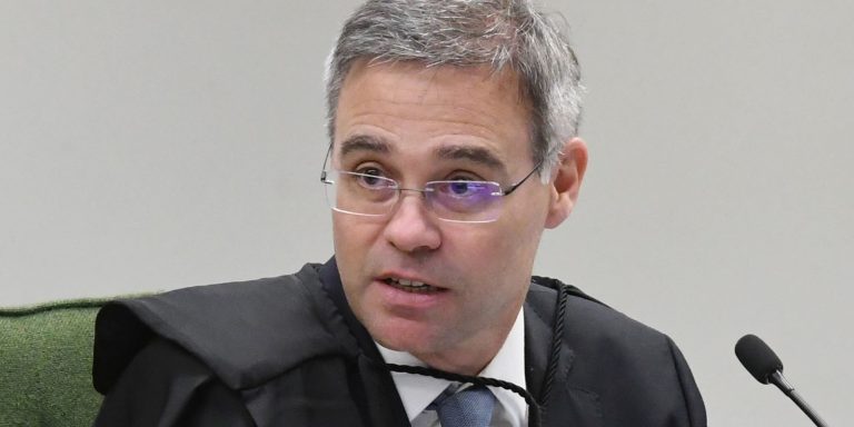 presidente-do-tse-propoe-regras-para-uso-de-ia-nas-eleicoes-2026