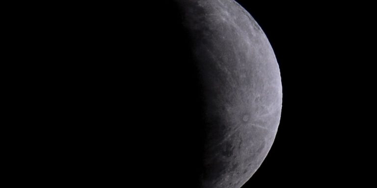 eclipse-parcial-da-lua-nesta-quinta-feira-sera-visto-em-todo-o-brasil