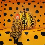 morre-yaoyoi-kusama,-artista-japonesa-rainha-das-bolinhas,-aos-97-anos